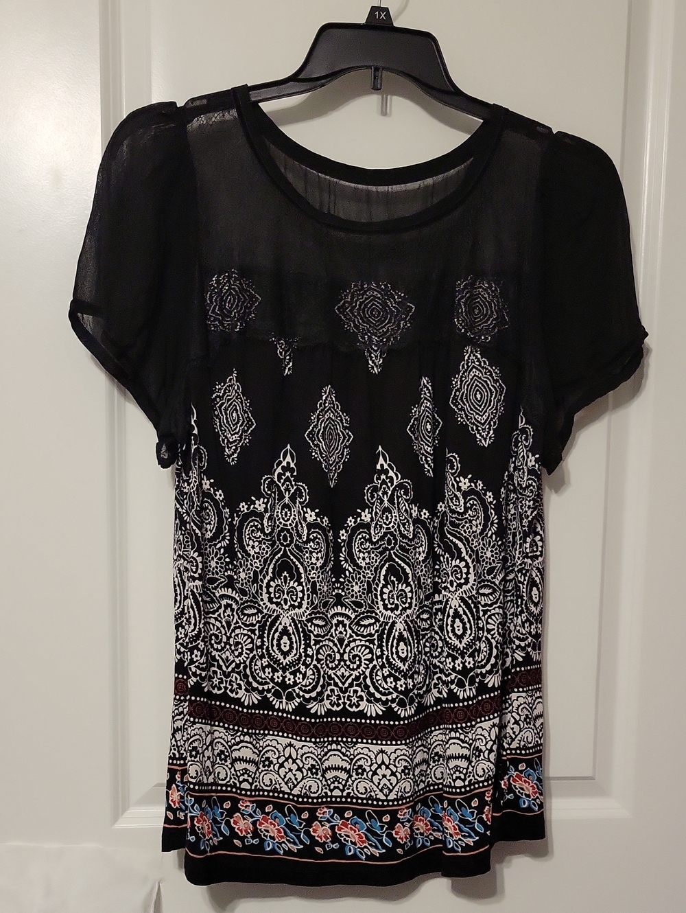 Bila Woman's Lace Top/sleeves & Rayon Blouse. XXL, BLK/CRM, NWT.